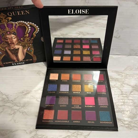 Eloise The Queen Eye Shadow Palette colorful makeup beauty - Picture 2 of 7